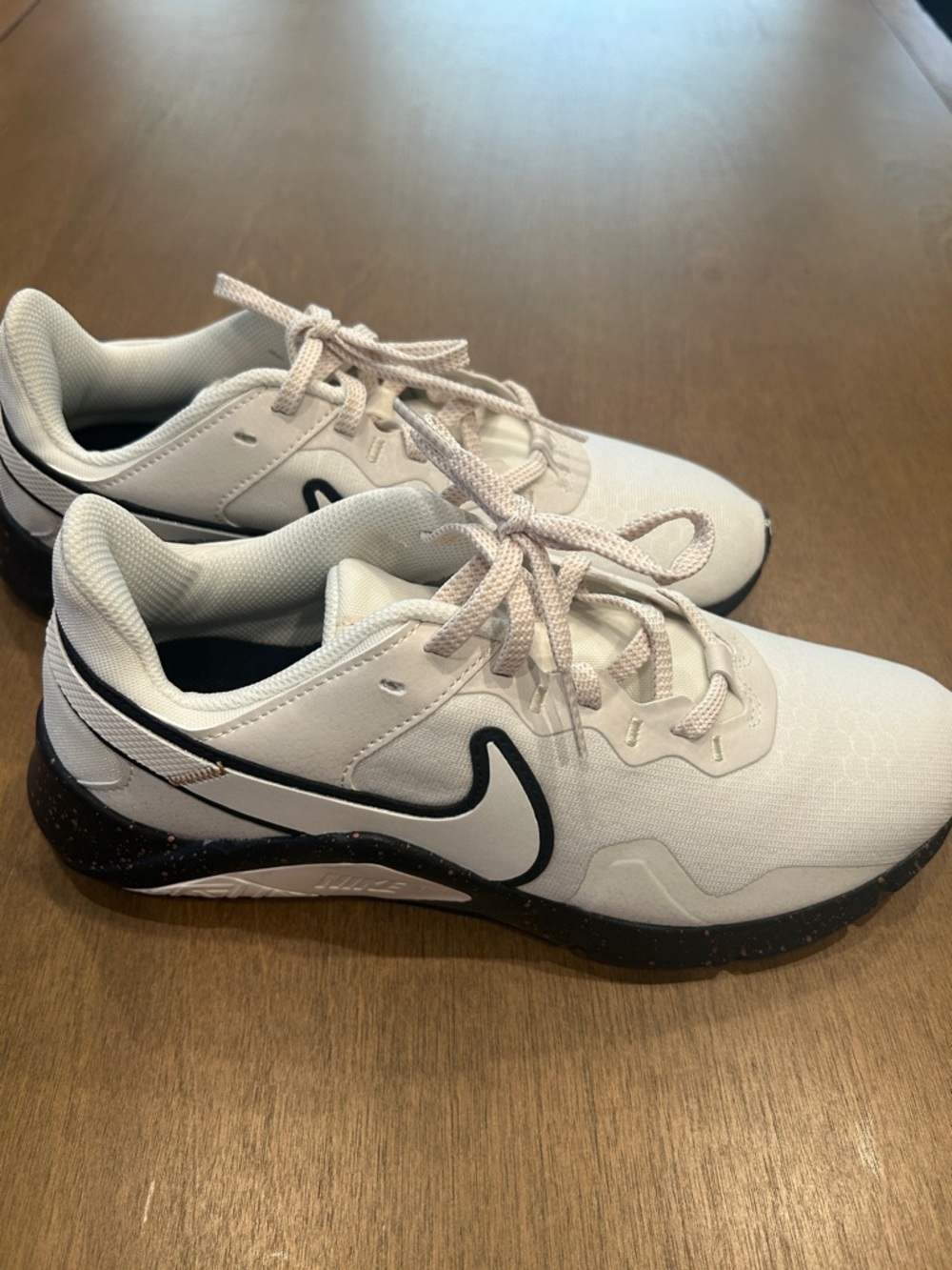 Nike White and Black Speckled Low-Top Sneakers